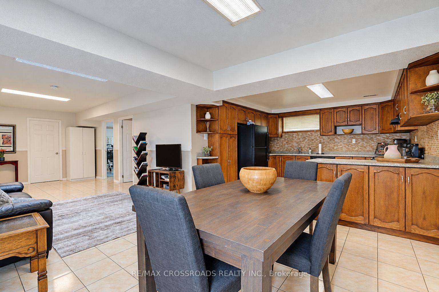 Photo 39 of 102A Whitfield Avenue, North York, Humber Summit — HOMEH