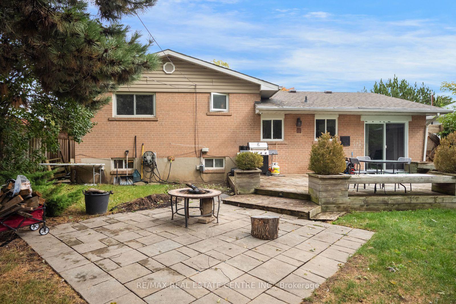 Photo 25 of 66 Theodore Drive, Mississauga, Streetsville — HOMEH