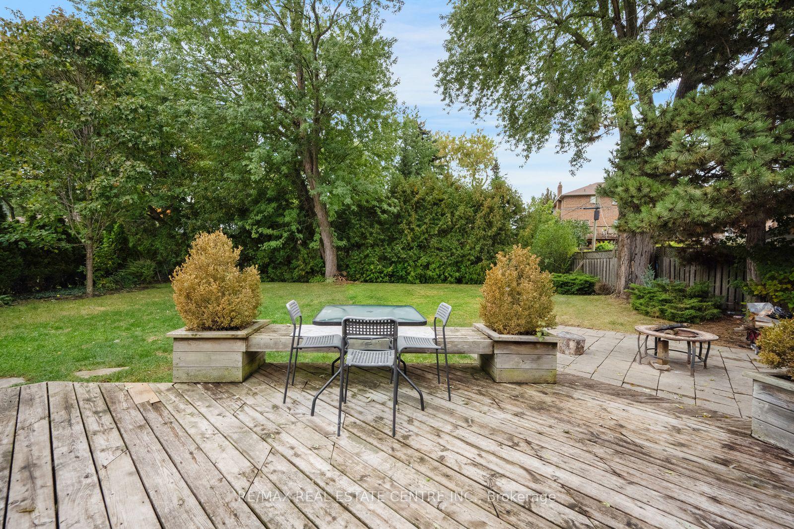 Photo 36 of 66 Theodore Drive, Mississauga, Streetsville — HOMEH