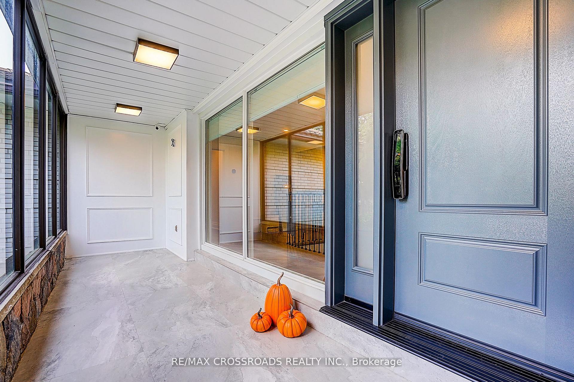 Photo 5 of 55 Forest Grove Drive, North York, Bayview Village — HOMEH