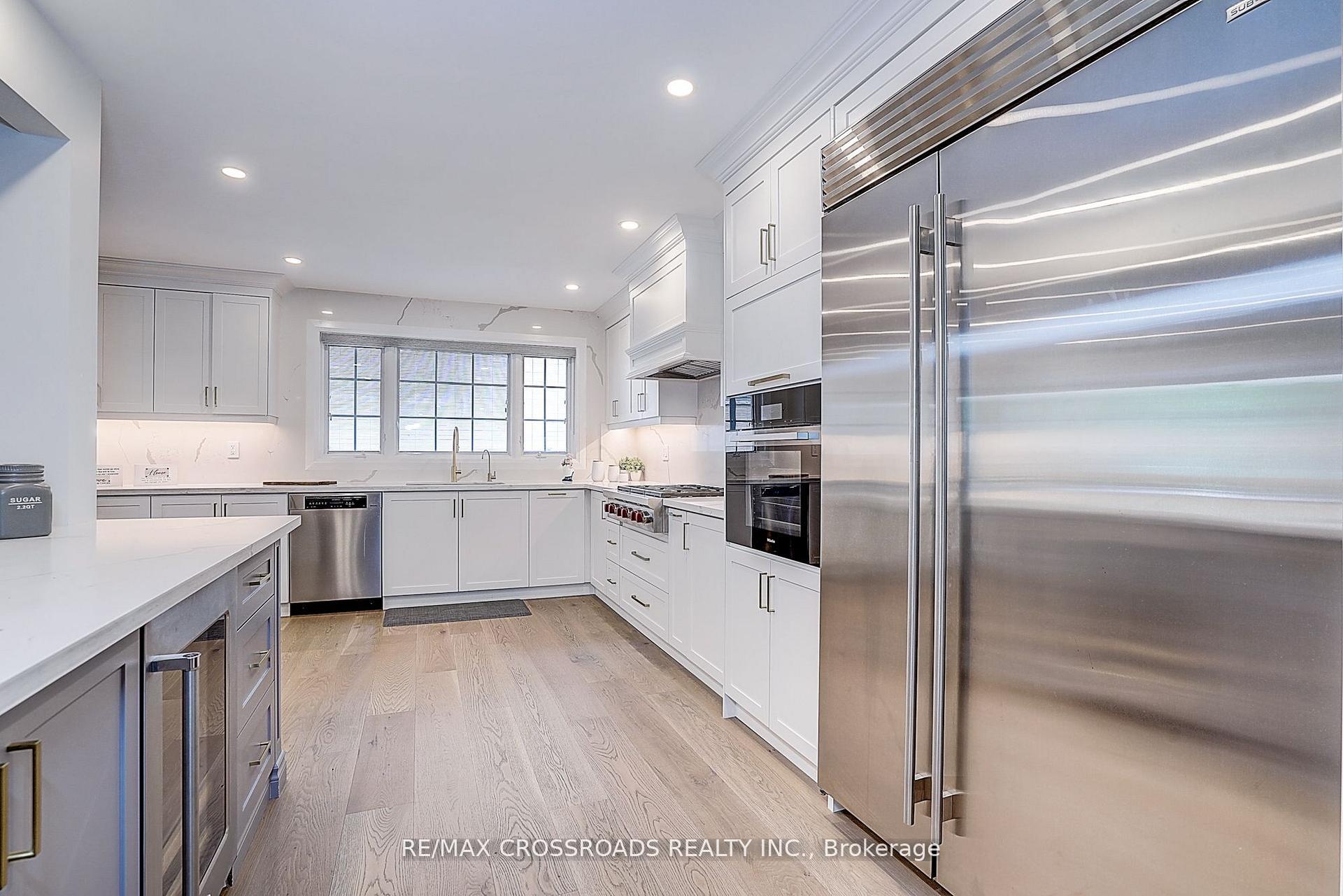 Photo 10 of 55 Forest Grove Drive, North York, Bayview Village — HOMEH