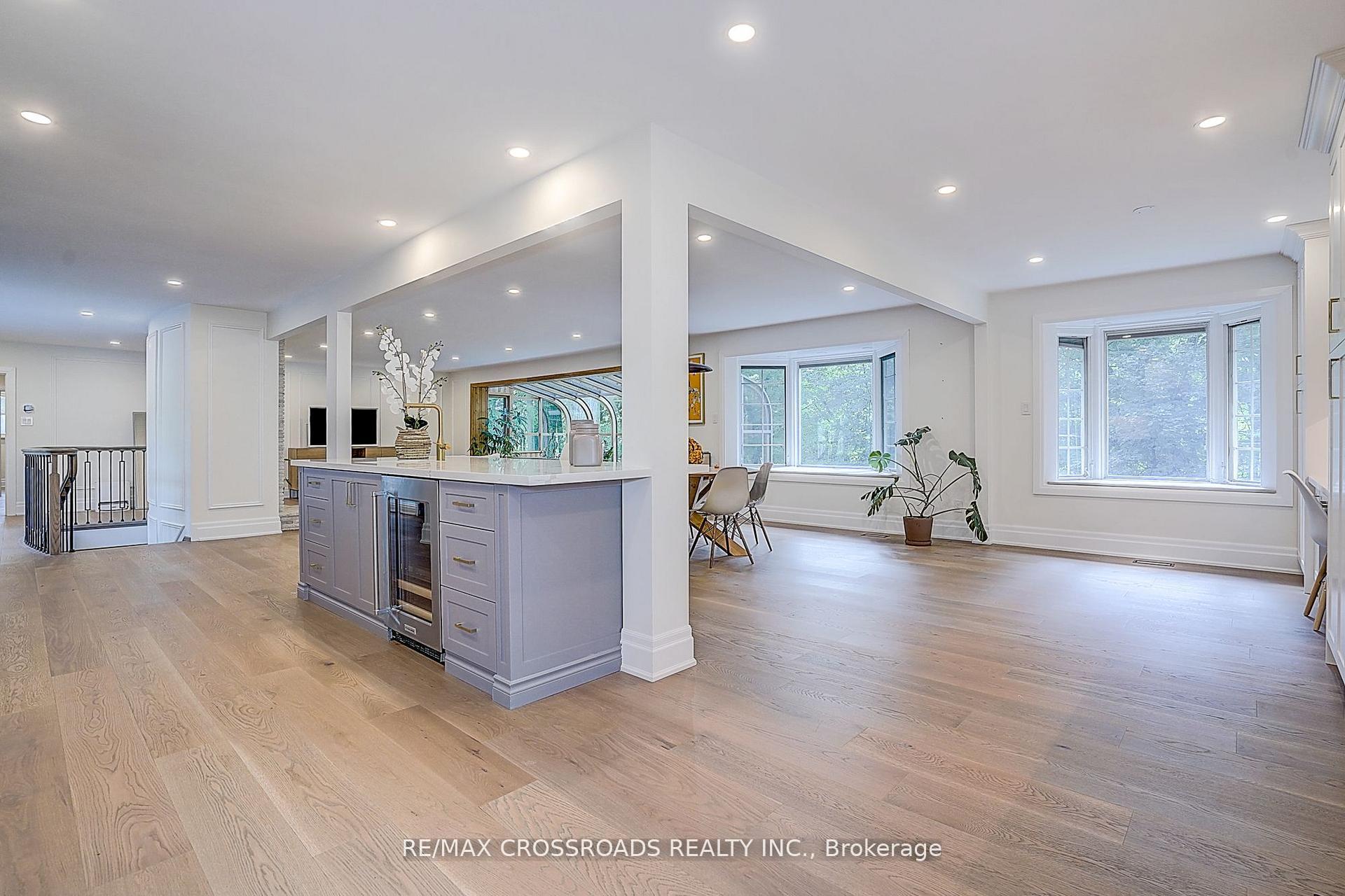 Photo 12 of 55 Forest Grove Drive, North York, Bayview Village — HOMEH