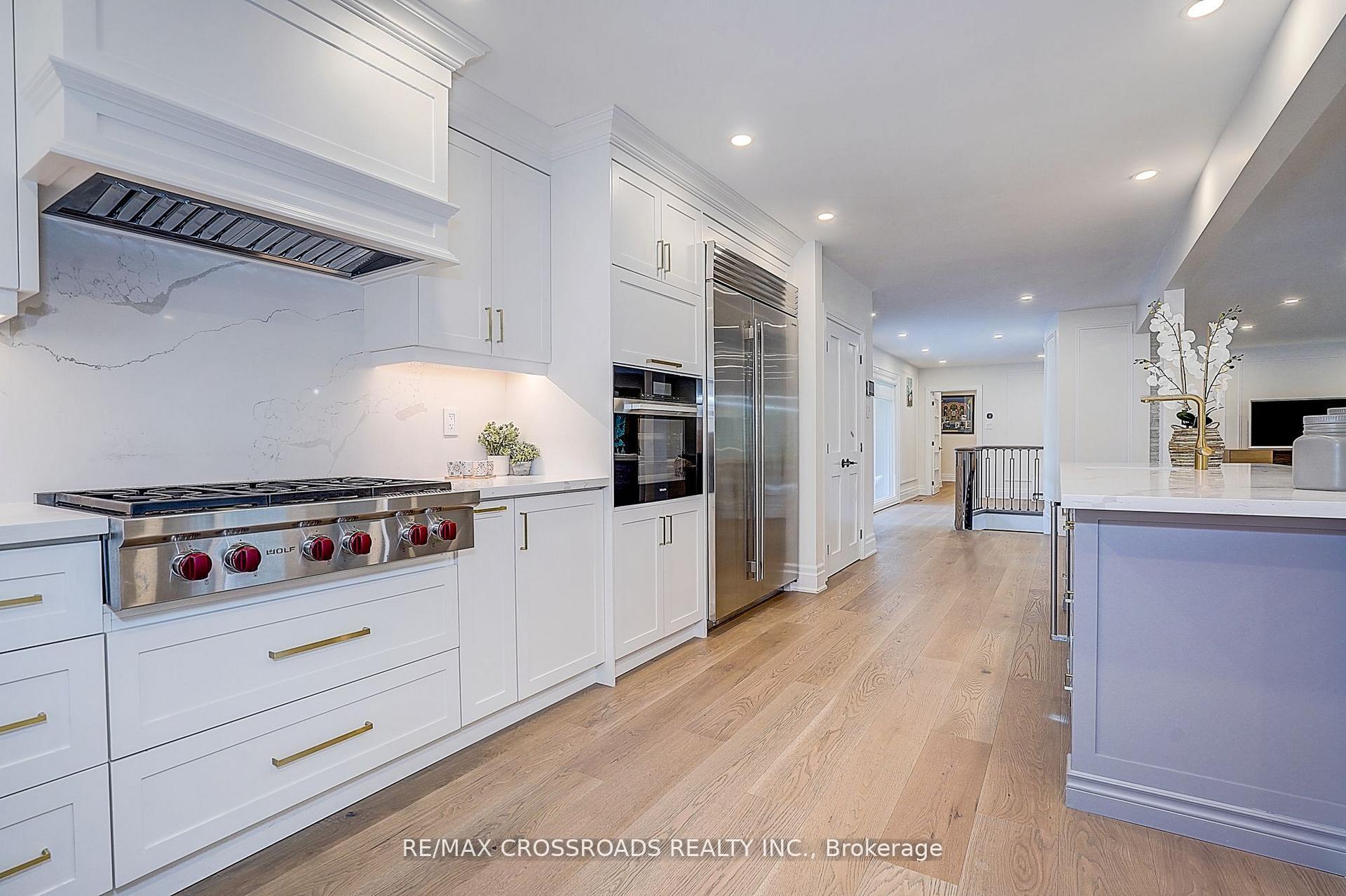 Photo 13 of 55 Forest Grove Drive, North York, Bayview Village — HOMEH