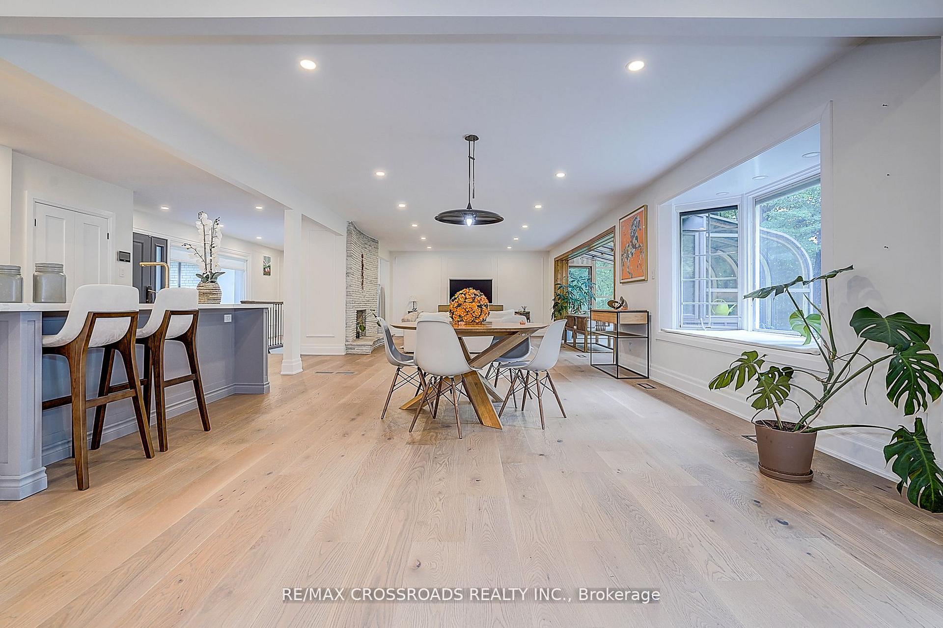 Photo 17 of 55 Forest Grove Drive, North York, Bayview Village — HOMEH