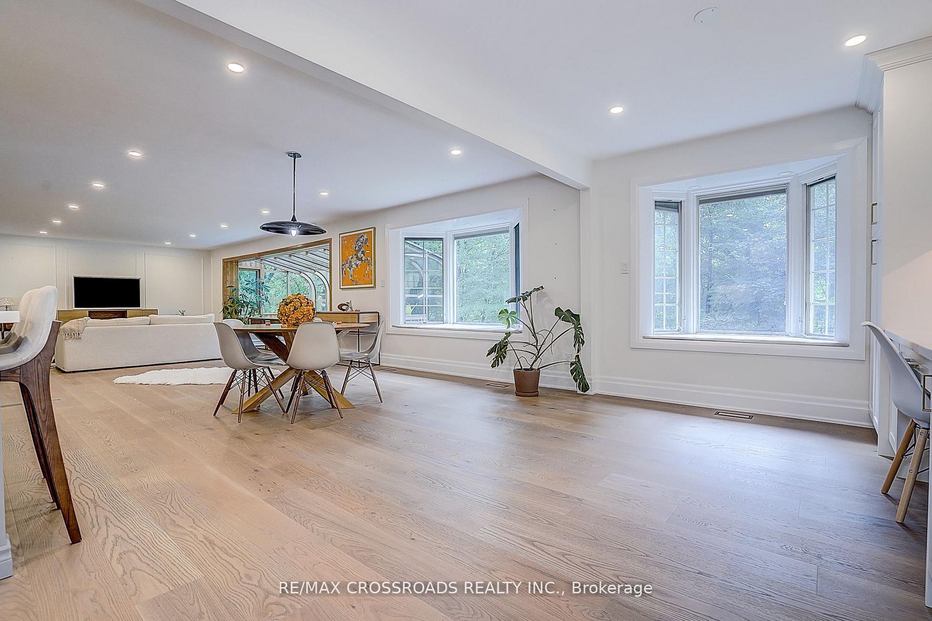 Photo 18 of 55 Forest Grove Drive, North York, Bayview Village — HOMEH