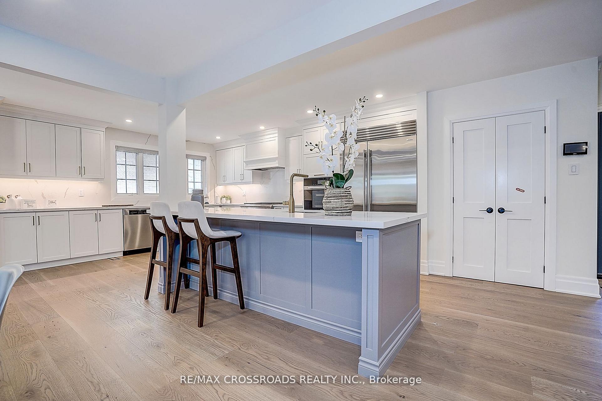 Photo 20 of 55 Forest Grove Drive, North York, Bayview Village — HOMEH