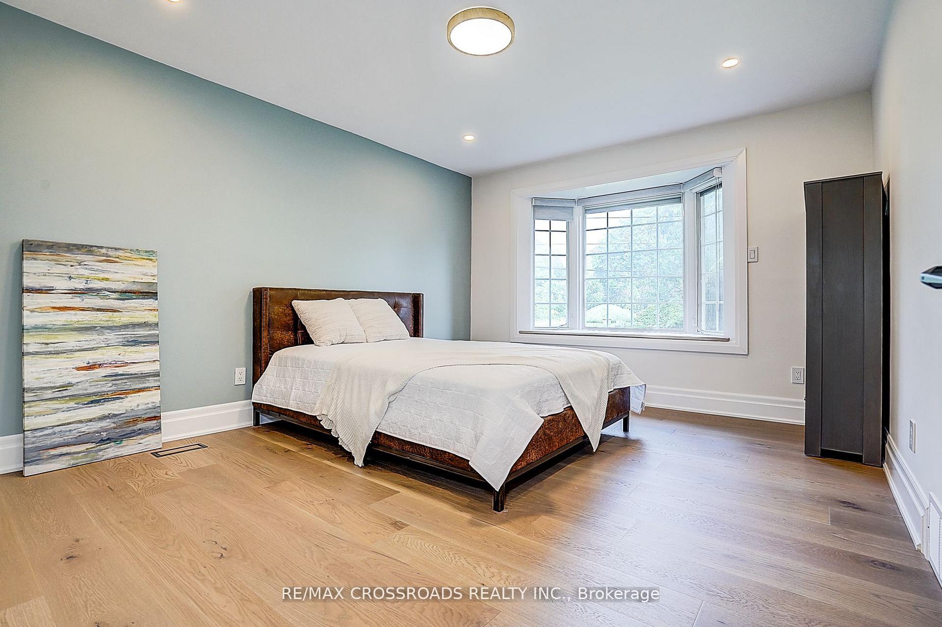 Photo 37 of 55 Forest Grove Drive, North York, Bayview Village — HOMEH