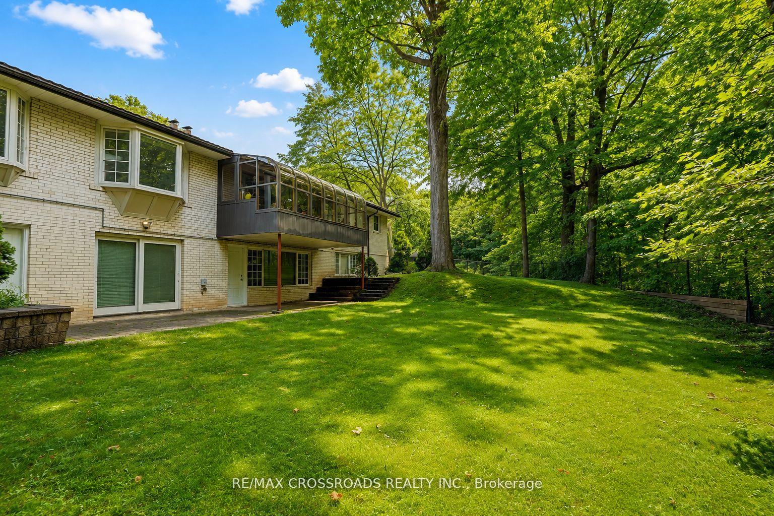 Photo 47 of 55 Forest Grove Drive, North York, Bayview Village — HOMEH
