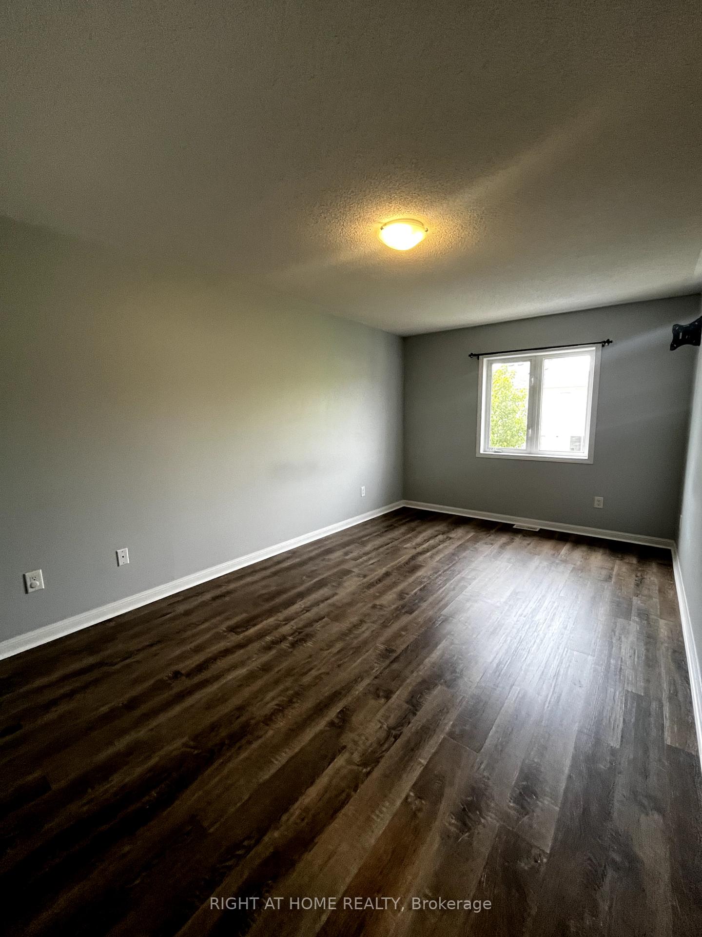 Photo 5 of Unit Unit 1, 116 Maplewood Drive, Essa, Angus — HOMEH