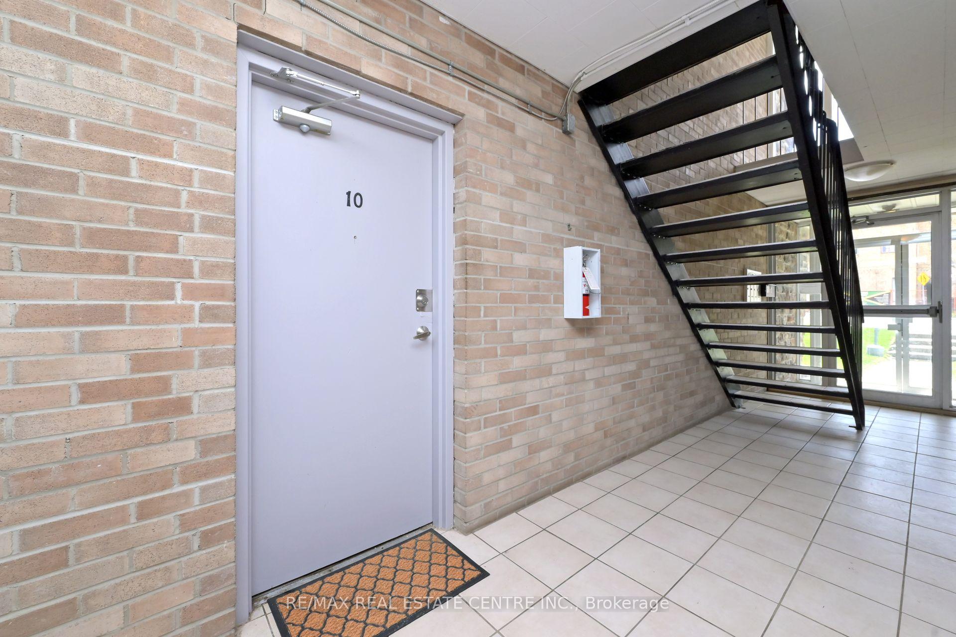 Photo 4 of Unit 10, 65 First Street, Orangeville — HOMEH