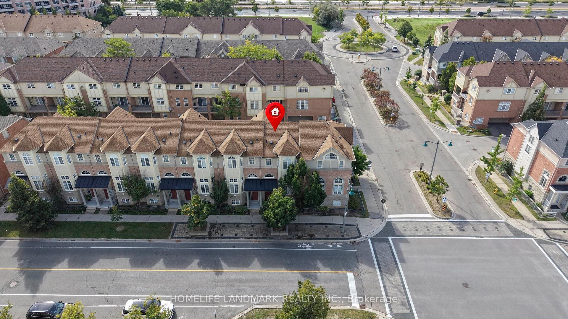 Photo 3 of 4 Legends Way, Markham, Unionville — HOMEH