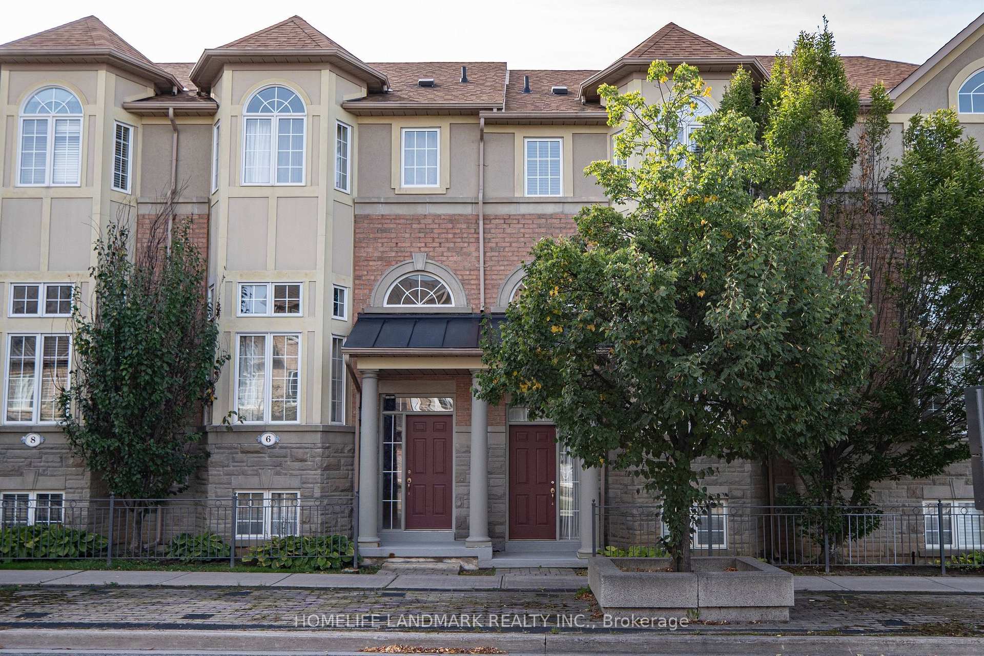 Photo 4 of 4 Legends Way, Markham, Unionville — HOMEH