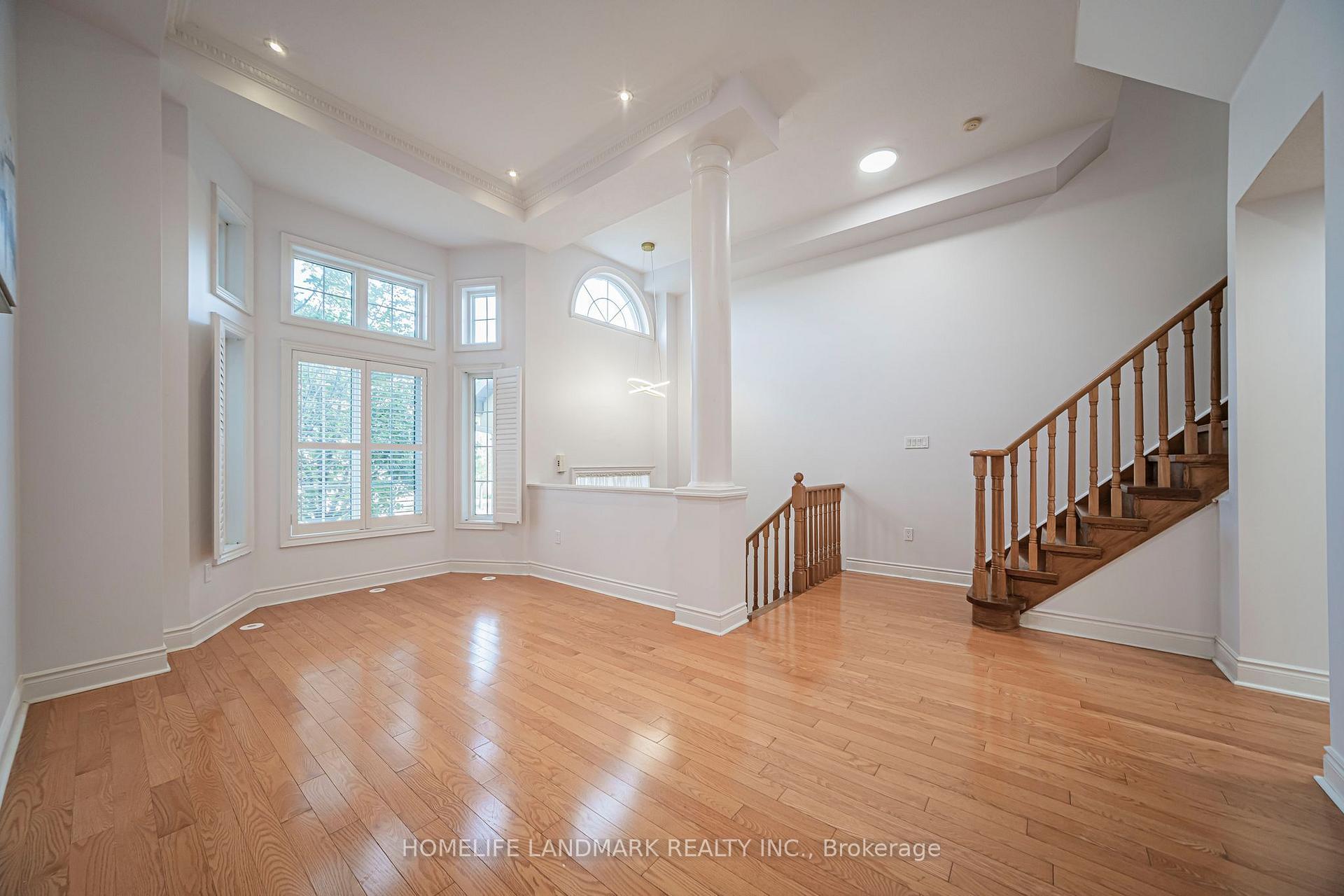 Photo 16 of 4 Legends Way, Markham, Unionville — HOMEH
