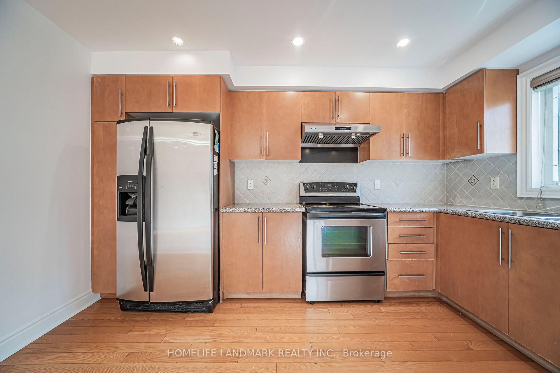 Photo 22 of 4 Legends Way, Markham, Unionville — HOMEH