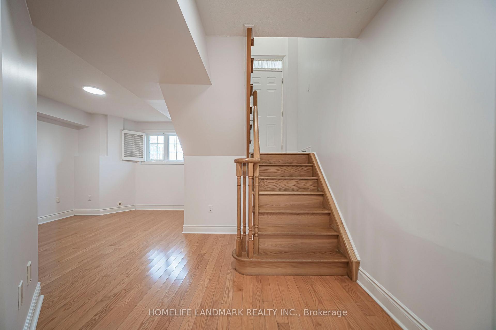Photo 37 of 4 Legends Way, Markham, Unionville — HOMEH