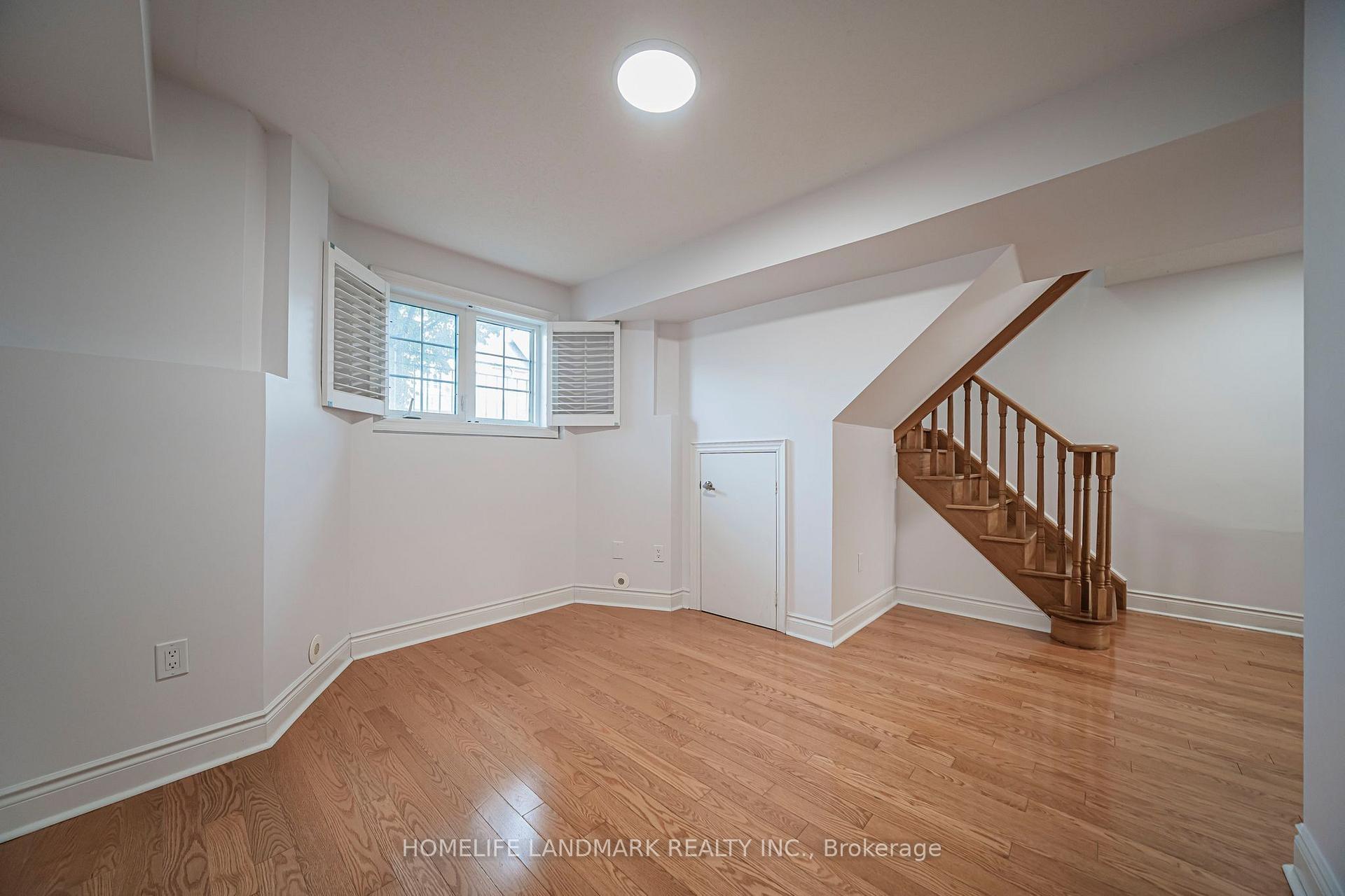 Photo 38 of 4 Legends Way, Markham, Unionville — HOMEH