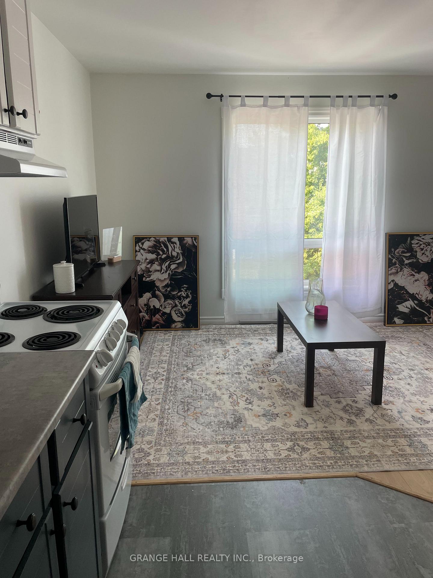 Photo 5 of Unit 12, 14 Elgin Street, Orillia — HOMEH
