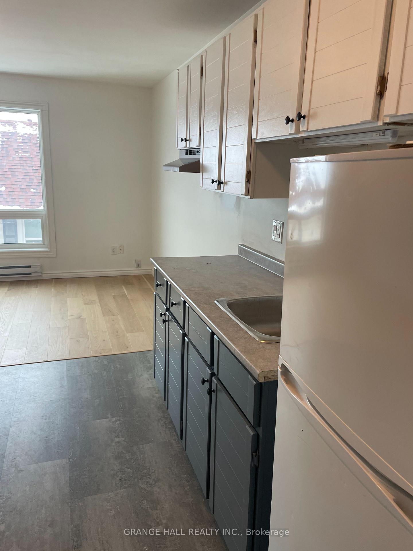 Photo 8 of Unit 12, 14 Elgin Street, Orillia — HOMEH