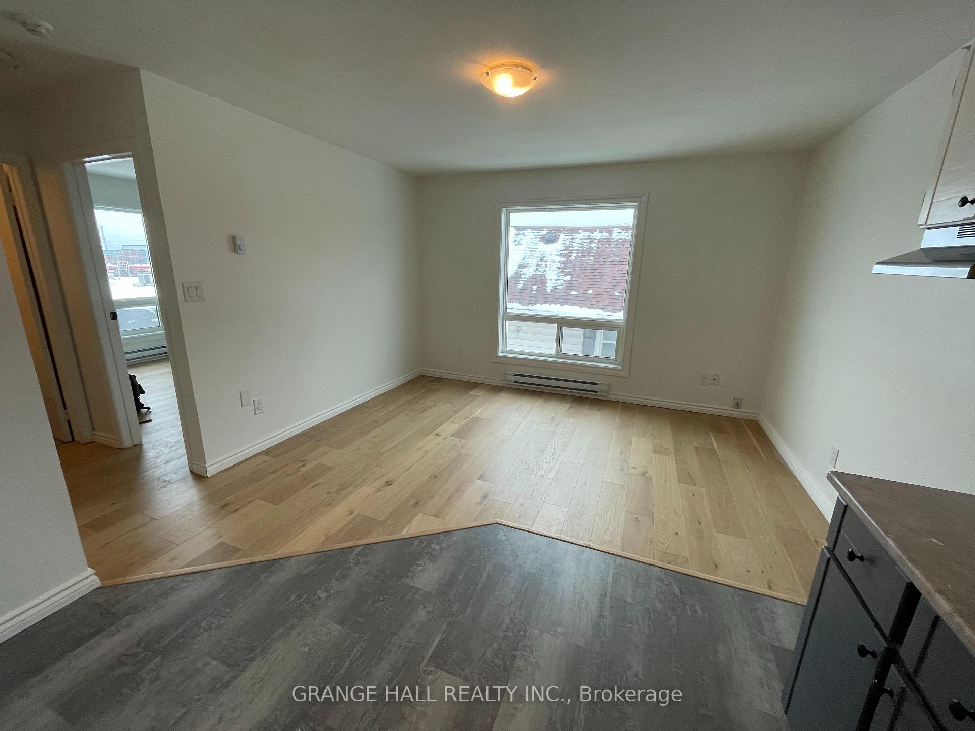 Photo 14 of Unit 12, 14 Elgin Street, Orillia — HOMEH