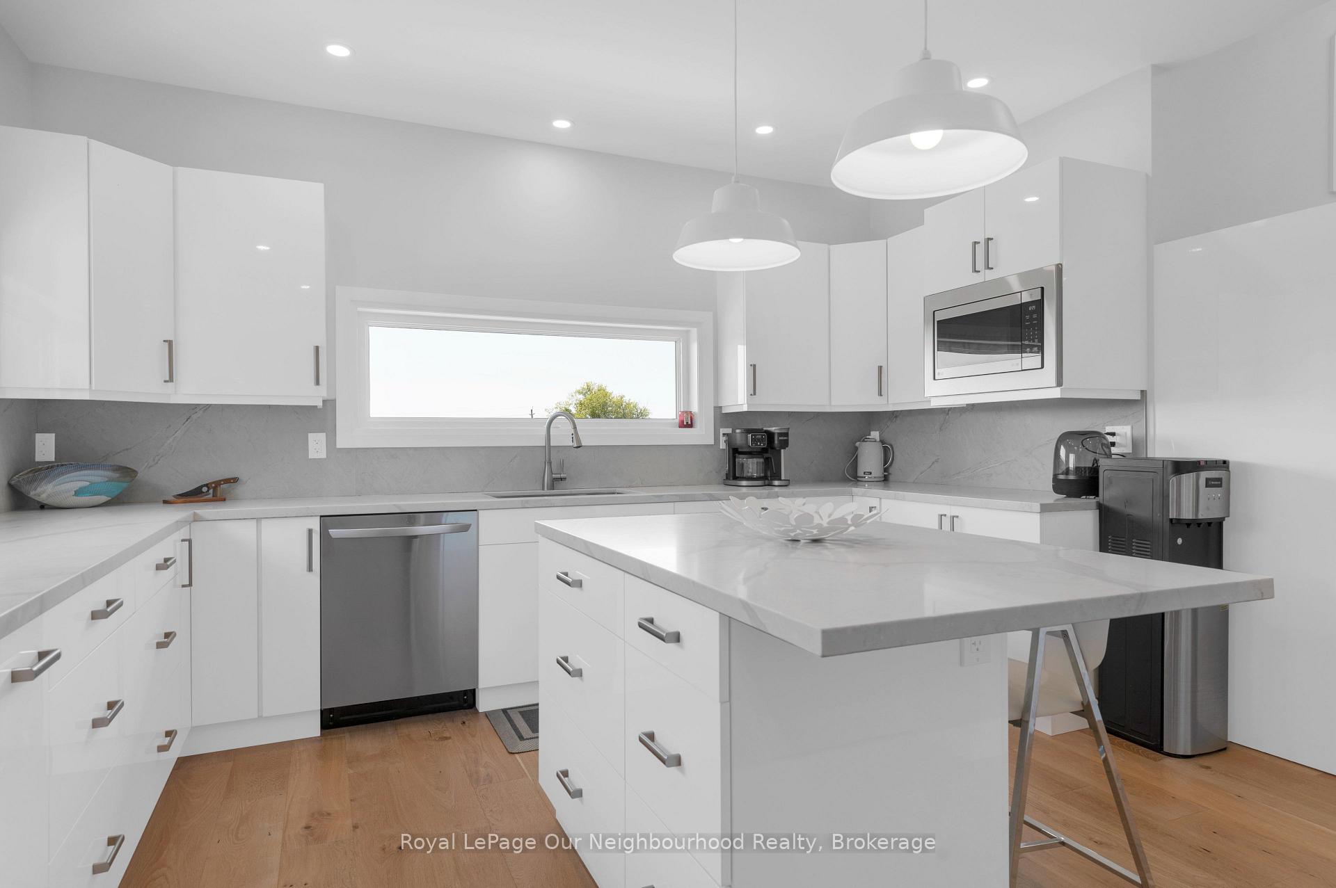 Photo 12 of 12564 County Rd 2, Cramahe, Colborne — HOMEH