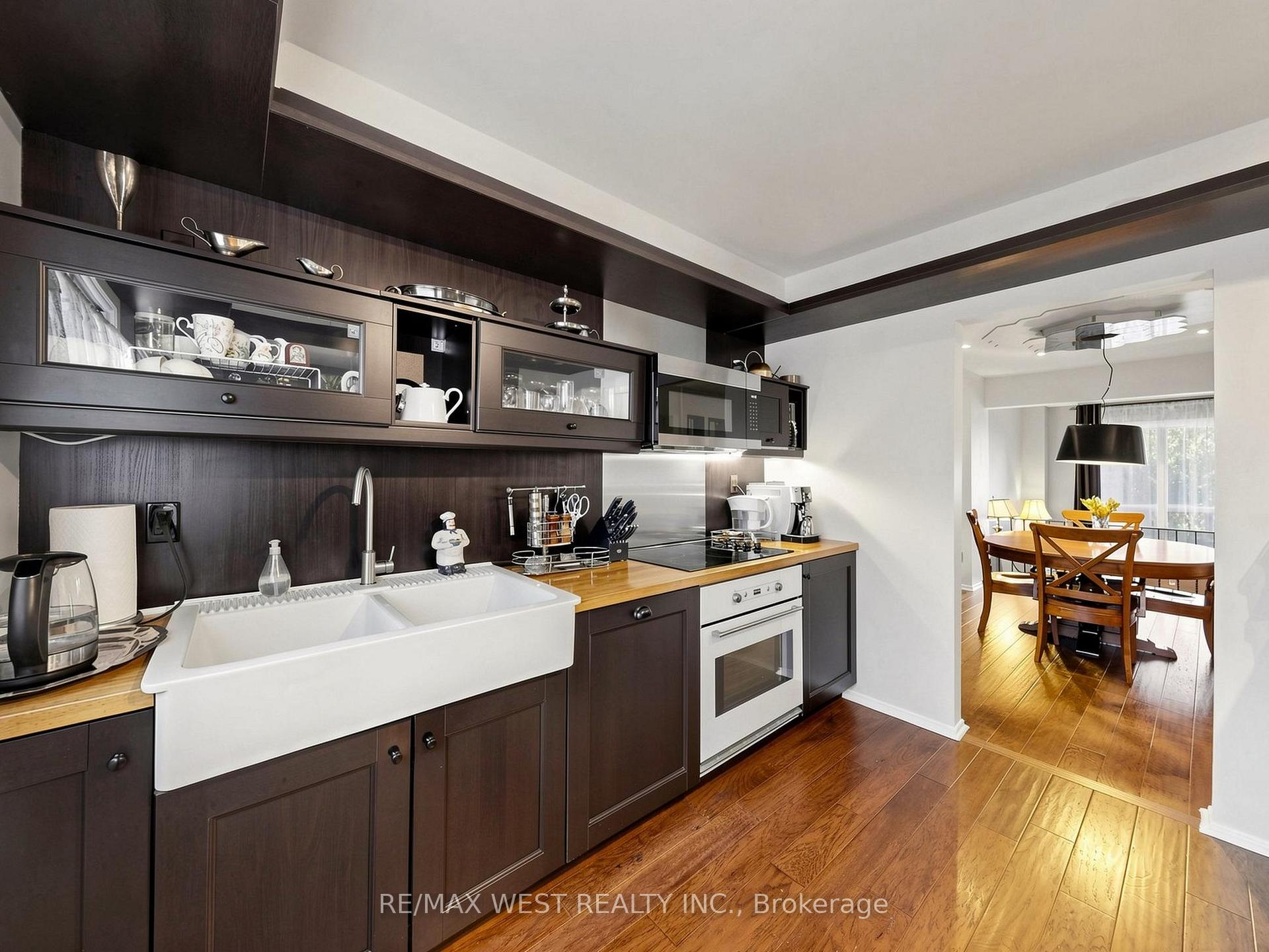 Photo 25 of Unit 44, 121 Poplar Crescent, Aurora, Aurora Highlands — HOMEH