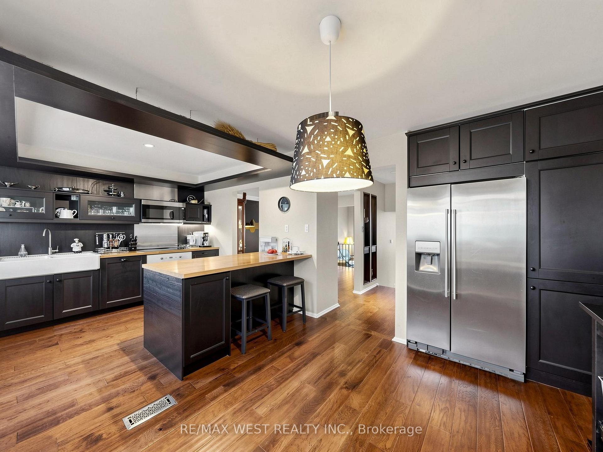 Photo 28 of Unit 44, 121 Poplar Crescent, Aurora, Aurora Highlands — HOMEH
