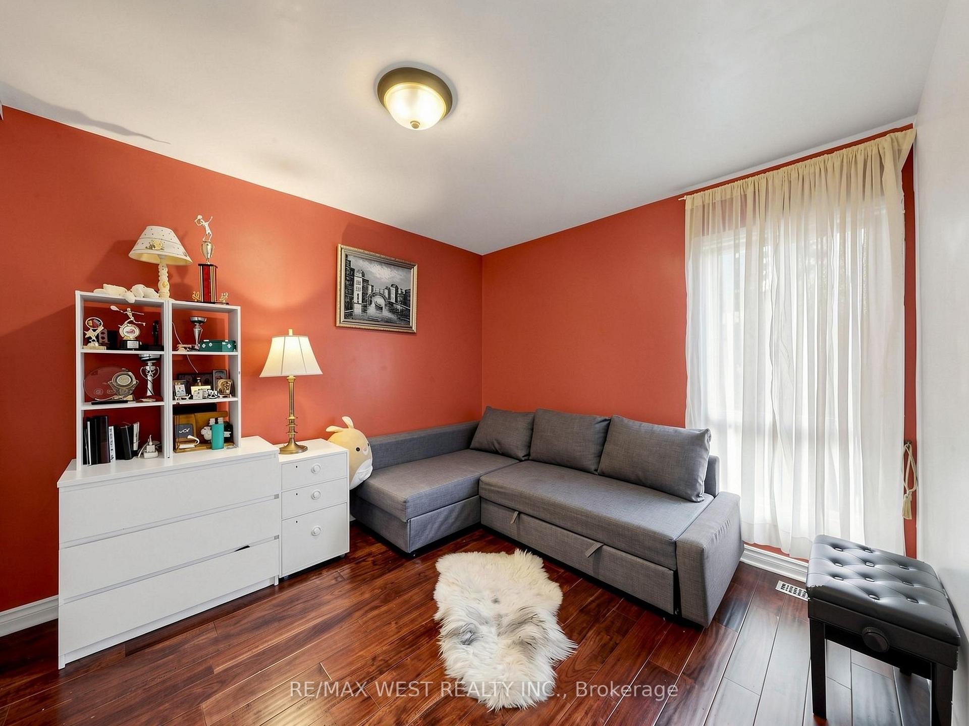 Photo 40 of Unit 44, 121 Poplar Crescent, Aurora, Aurora Highlands — HOMEH