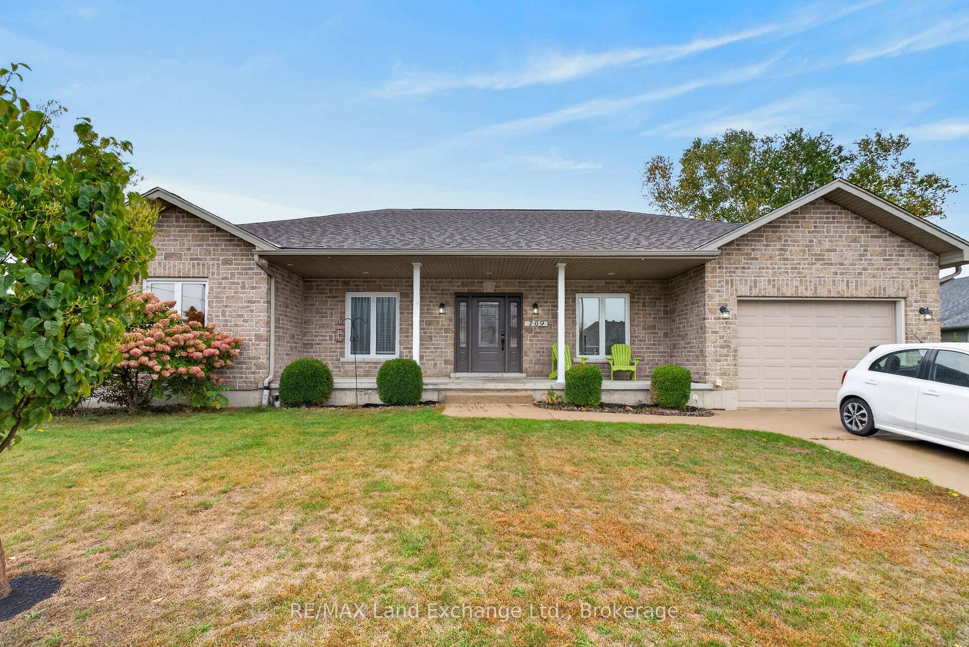 Photo 1 of 709 Mcgaw Drive, Kincardine — HOMEH
