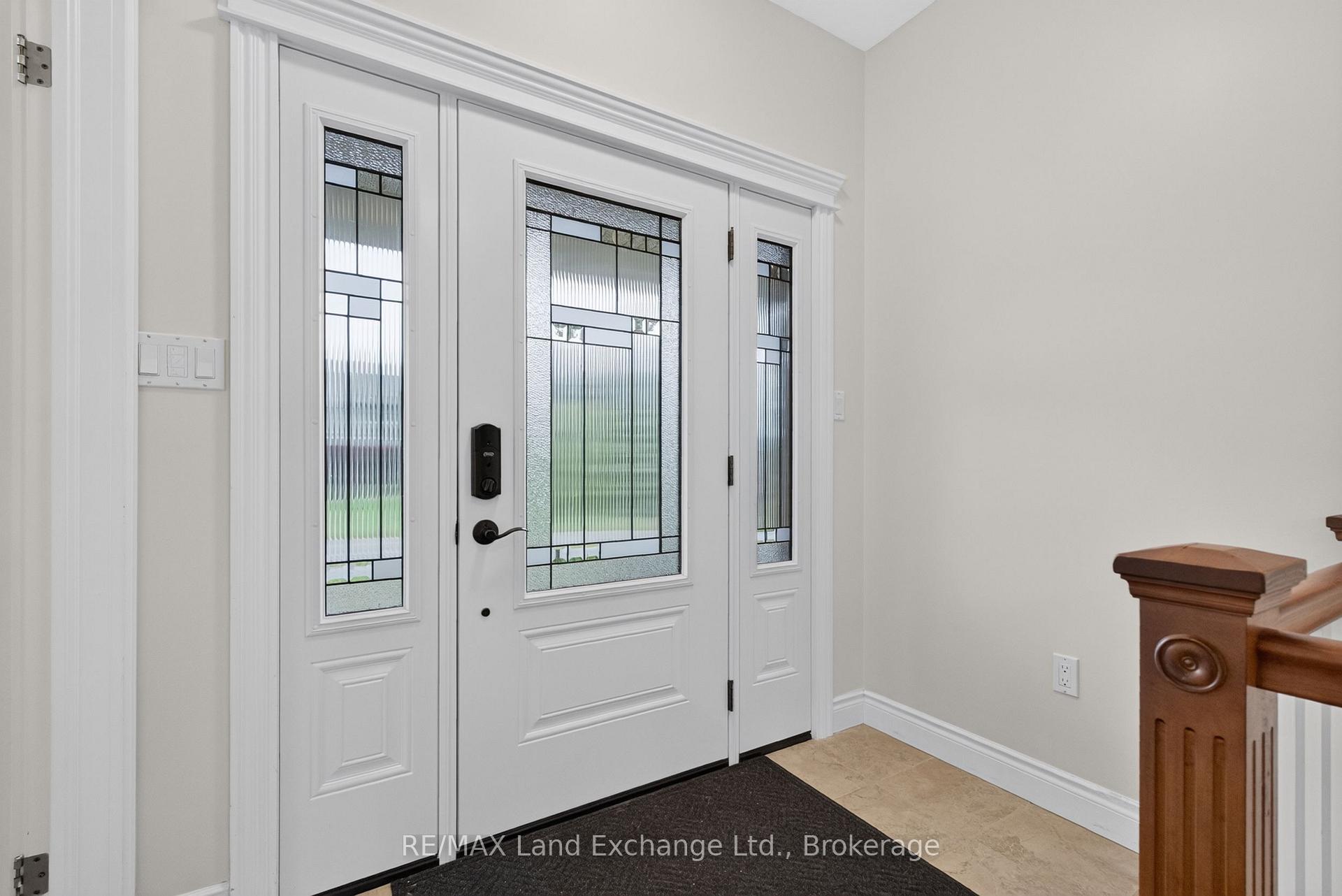 Photo 2 of 709 Mcgaw Drive, Kincardine — HOMEH