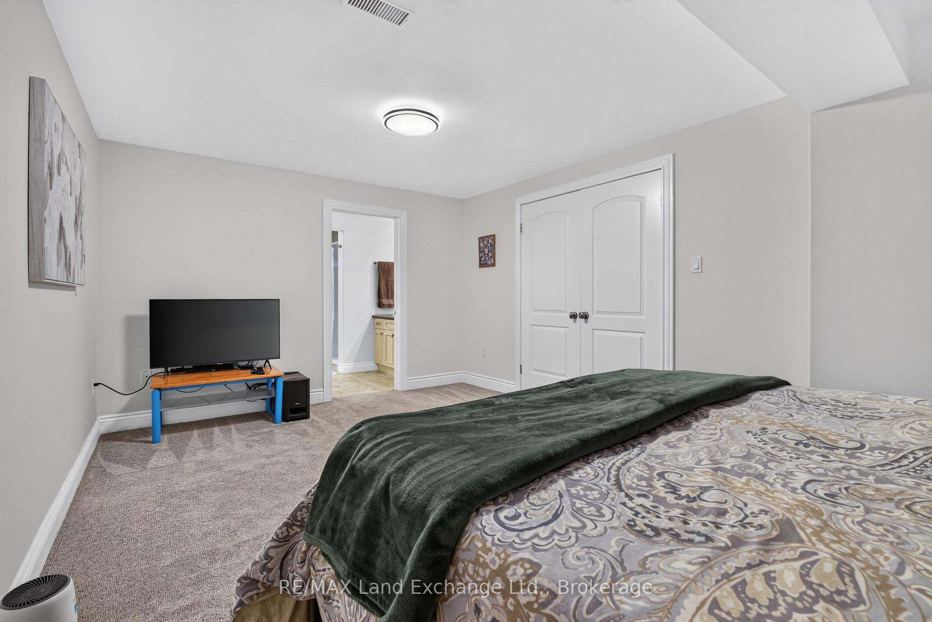 Photo 34 of 709 Mcgaw Drive, Kincardine — HOMEH