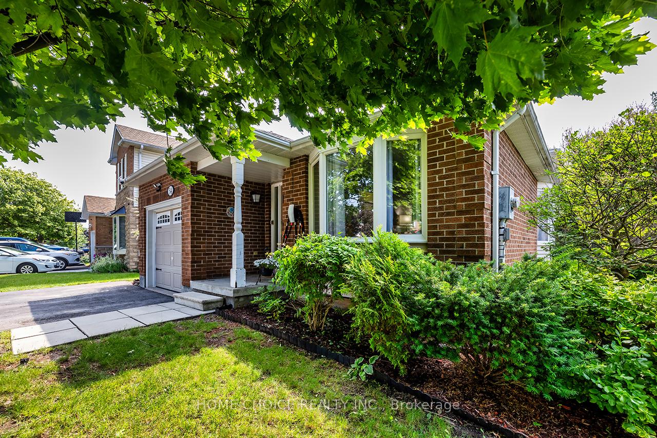 Photo 3 of 34 Goldpine Avenue, Clarington, Courtice — HOMEH