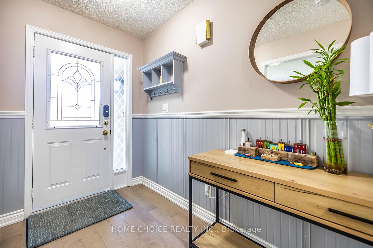 Photo 8 of 34 Goldpine Avenue, Clarington, Courtice — HOMEH