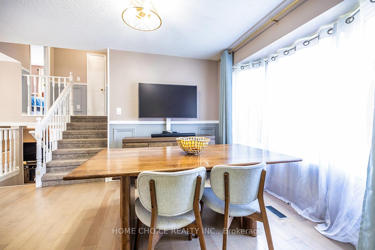 Photo 12 of 34 Goldpine Avenue, Clarington, Courtice — HOMEH