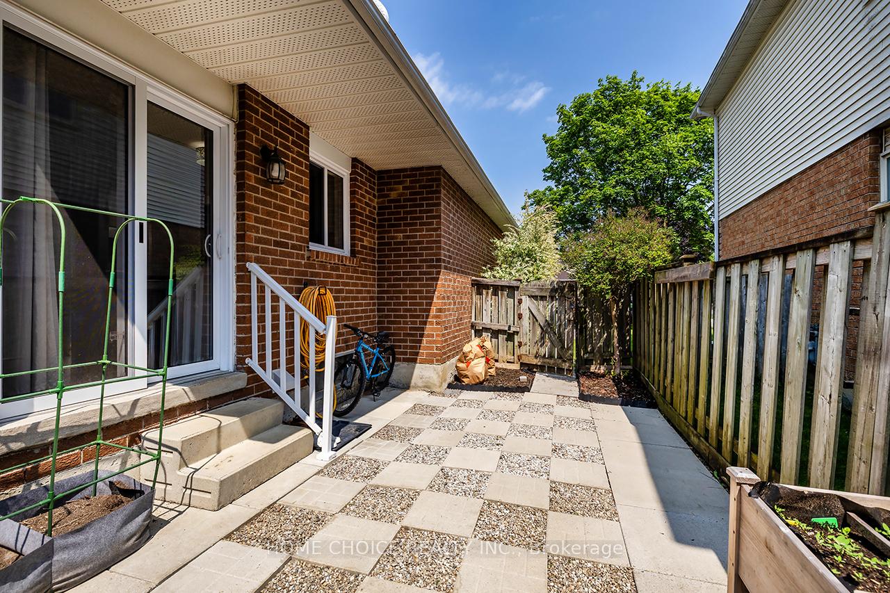 Photo 34 of 34 Goldpine Avenue, Clarington, Courtice — HOMEH