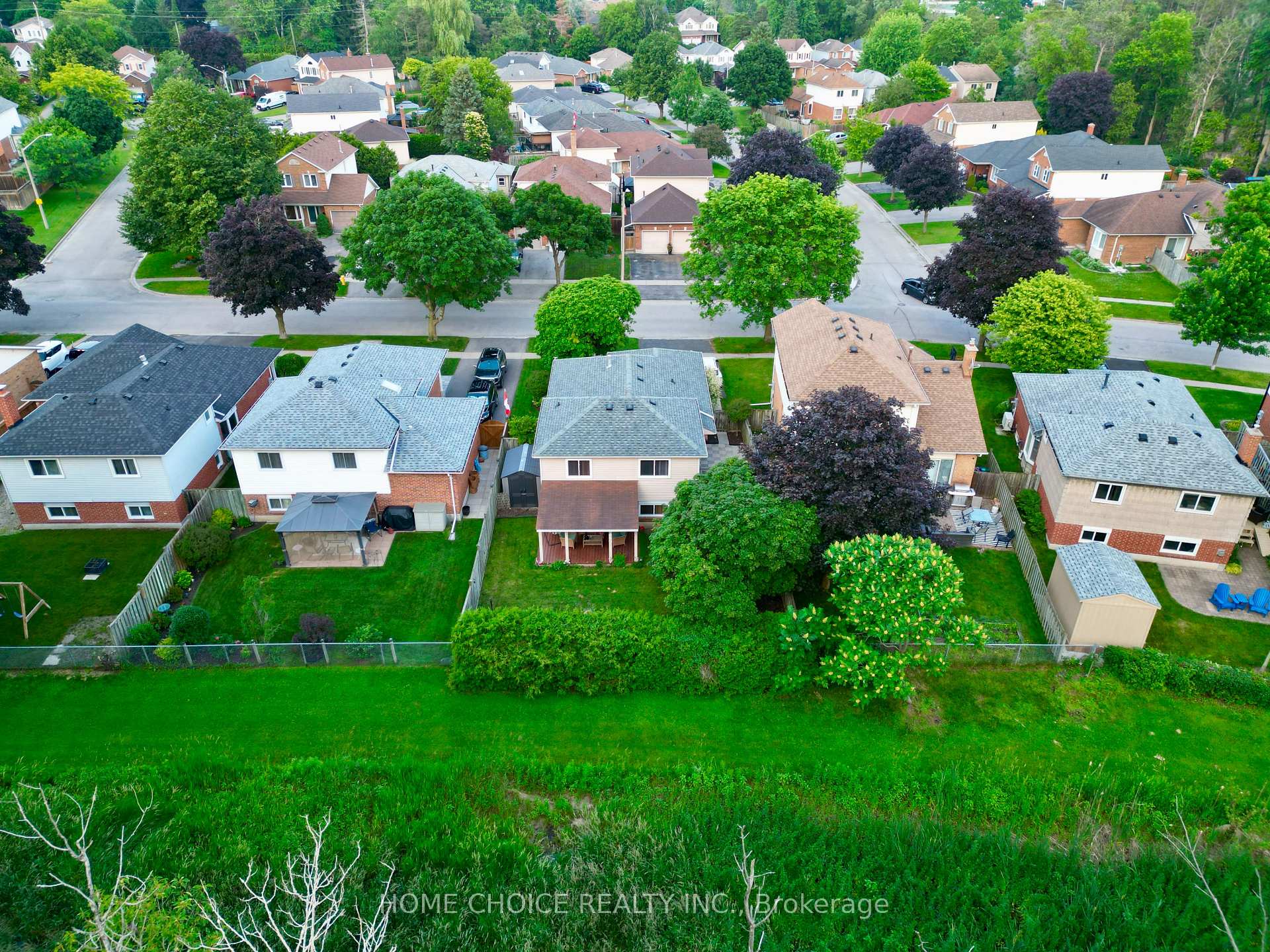 Photo 41 of 34 Goldpine Avenue, Clarington, Courtice — HOMEH