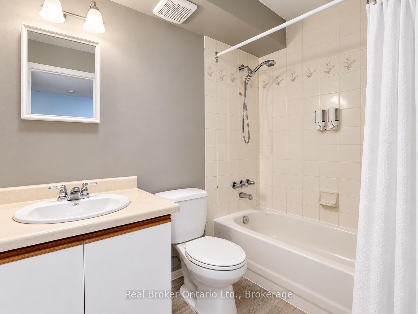 Photo 7 of Unit 101, 725 Deveron Crescent, London, South T — HOMEH