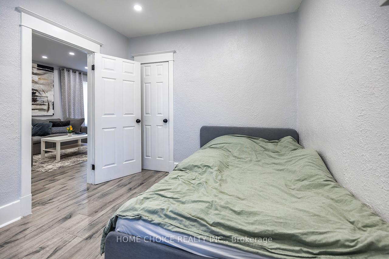 Photo 27 of 140 Gladstone Avenue, Oshawa, McLaughlin — HOMEH