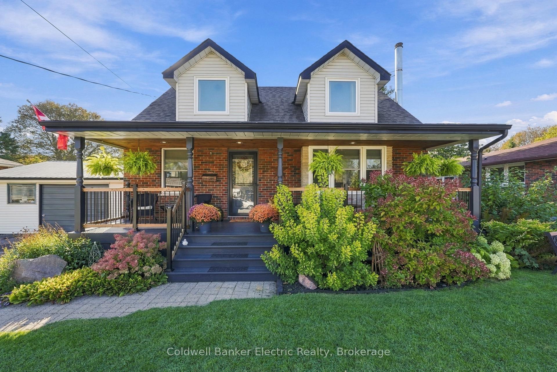 Photo 2 of 13 Coverdale Avenue, Cobourg — HOMEH
