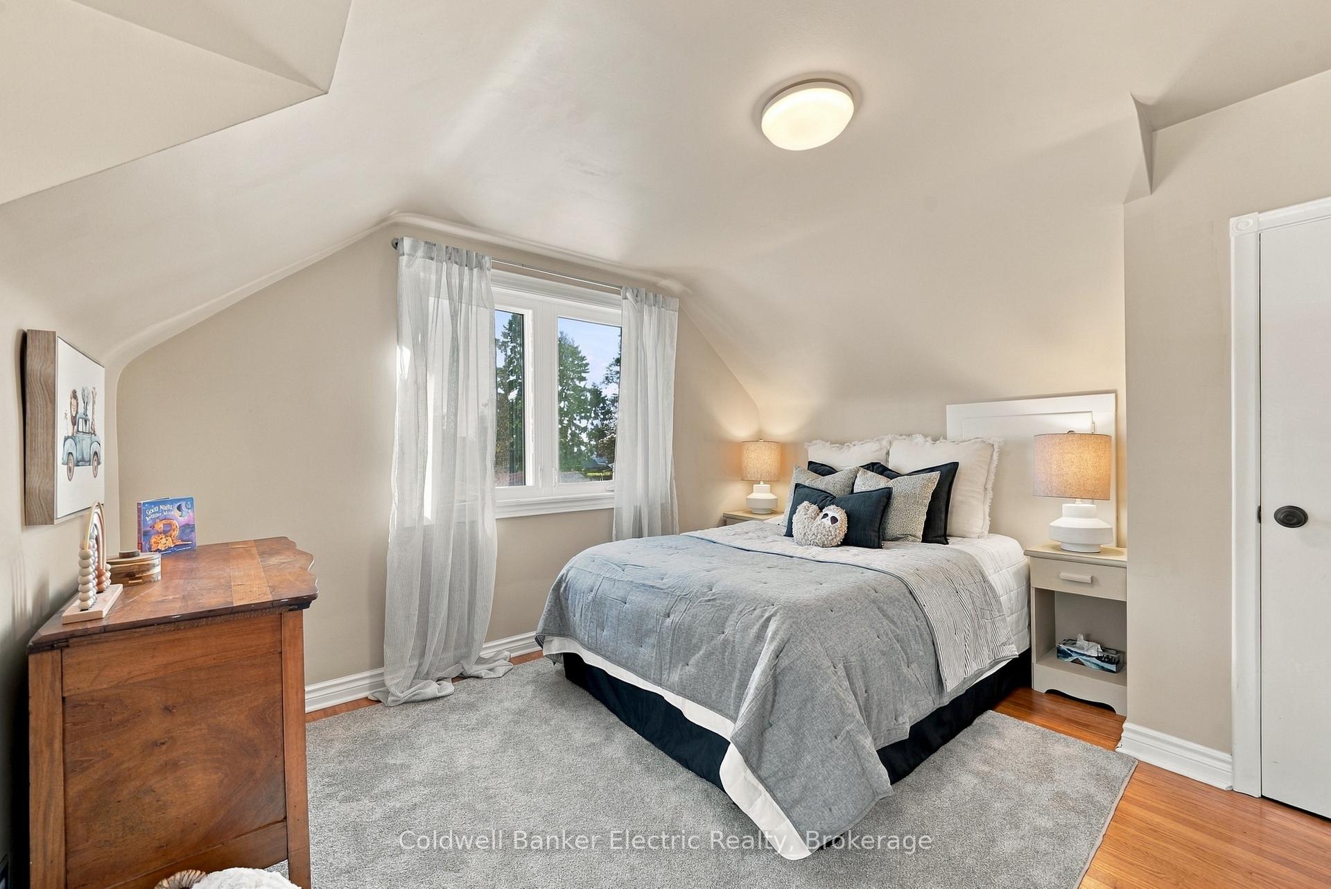 Photo 24 of 13 Coverdale Avenue, Cobourg — HOMEH
