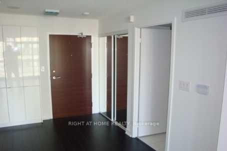 Photo 3 of Unit 1505, 15 Iceboat Terrace, Toronto, Waterfront Communities — HOMEH