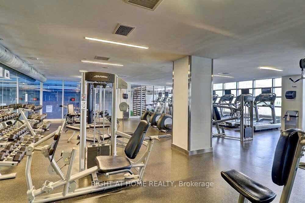 Photo 14 of Unit 1505, 15 Iceboat Terrace, Toronto, Waterfront Communities — HOMEH