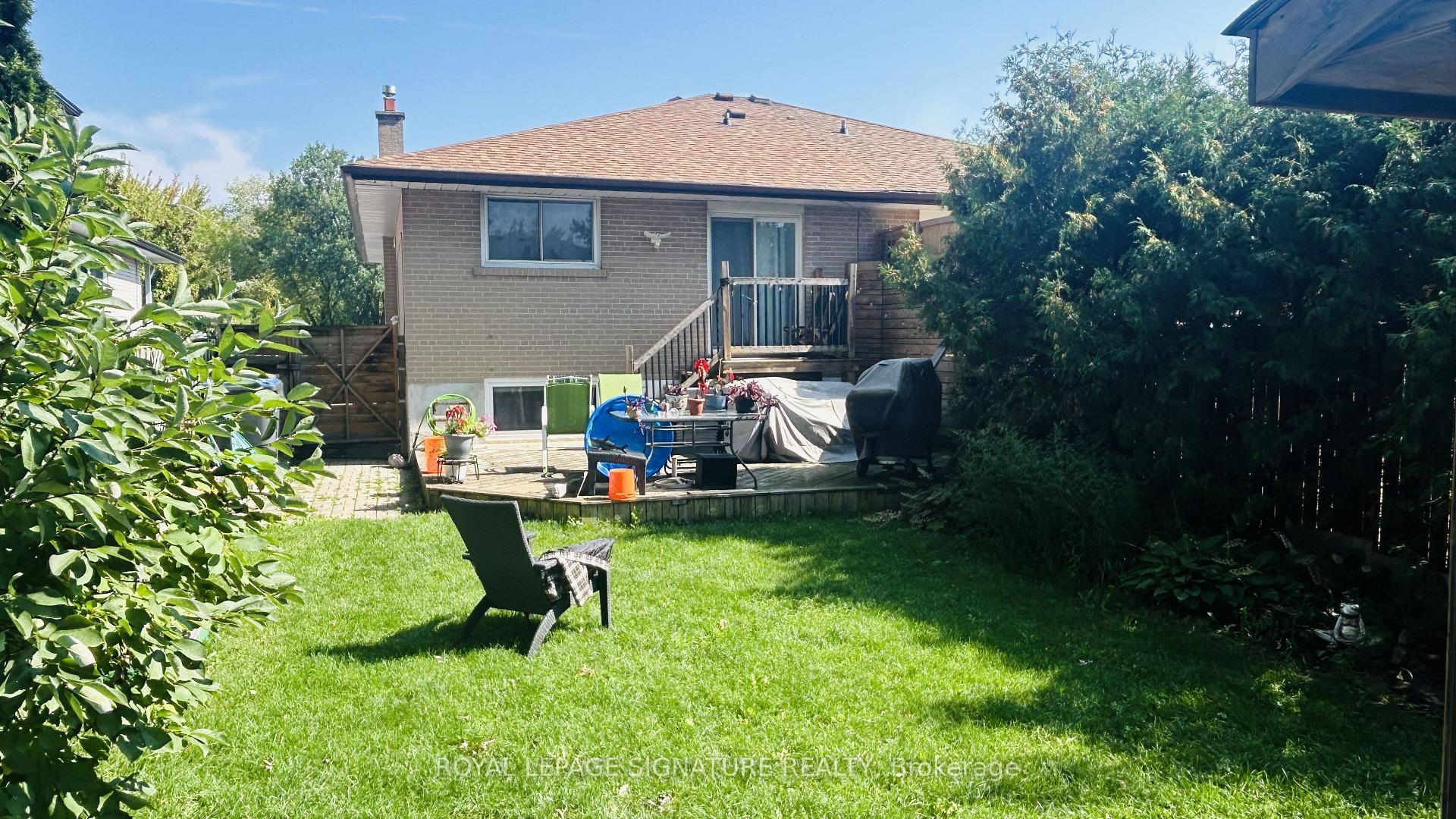 Photo 16 of Unit UPPER, 2551 Padstow Crescent, Mississauga, Clarkson — HOMEH
