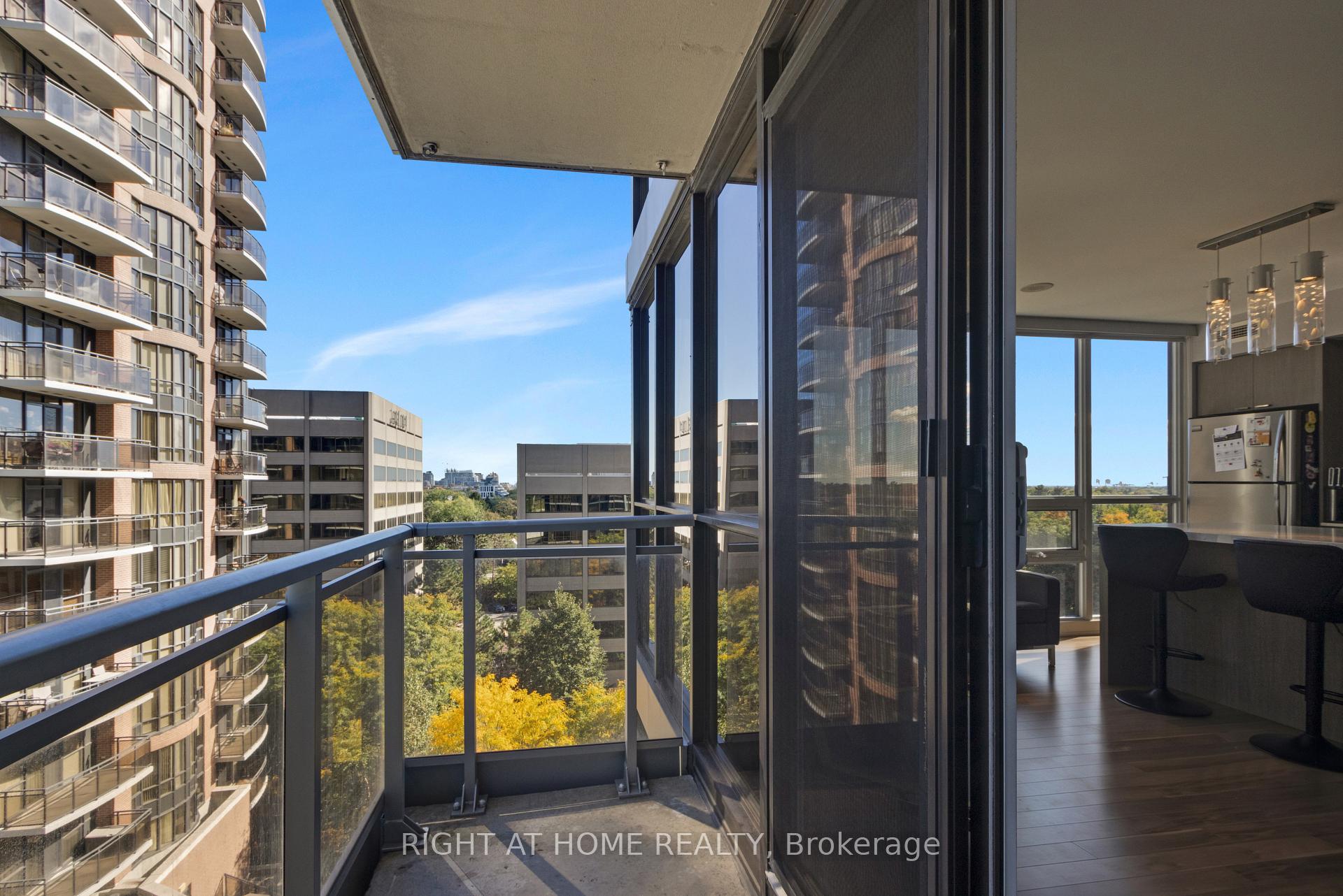 Photo 21 of Unit 904, 23 Sheppard Avenue E, North York, Willowdale East — HOMEH