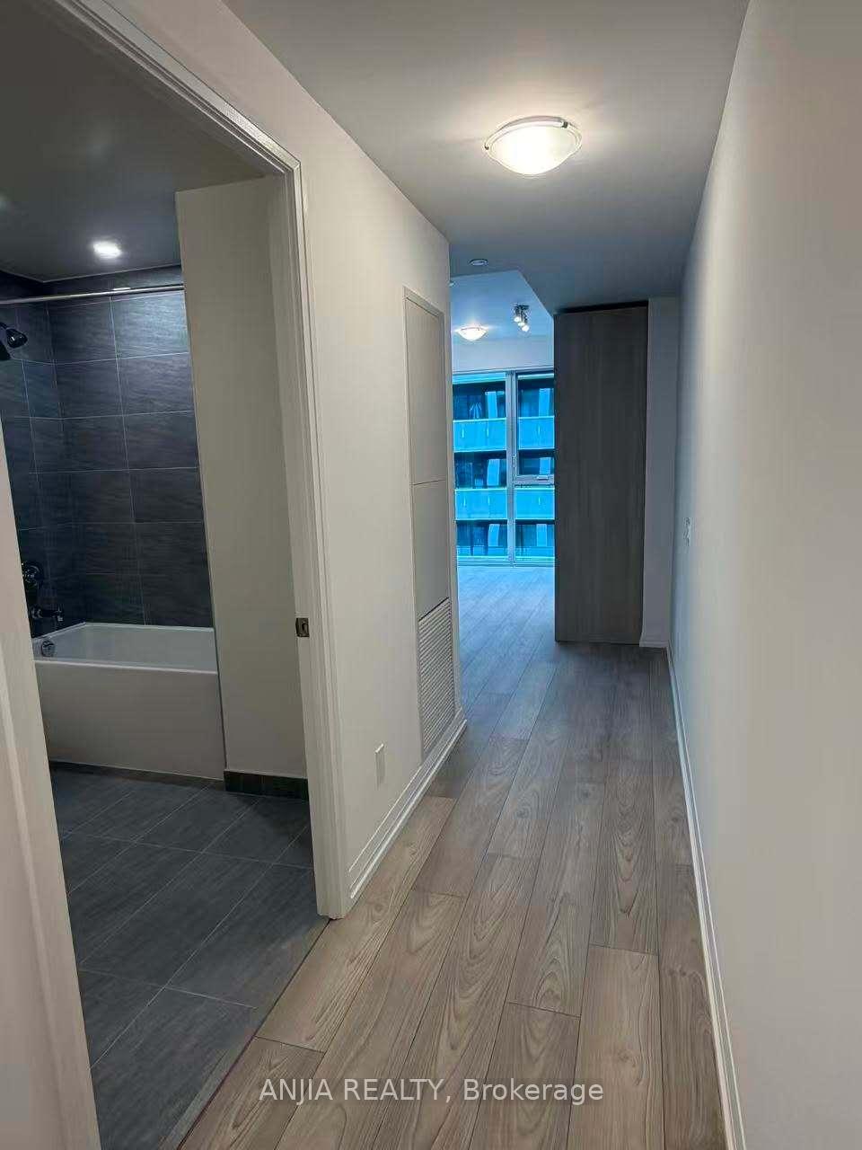 Photo 4 of Unit 3028, 400 King Street W, Toronto, Waterfront Communities — HOMEH