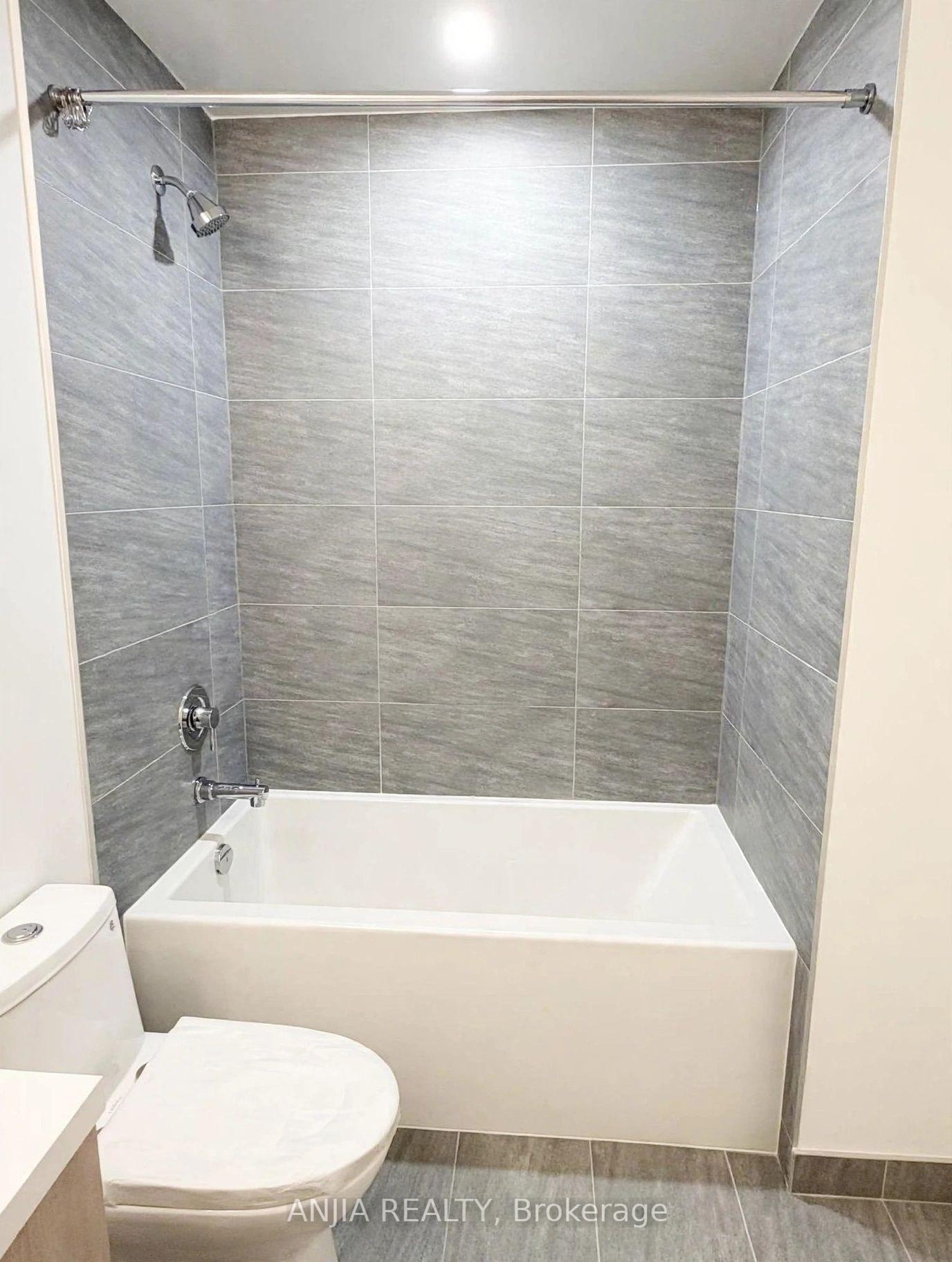 Photo 11 of Unit 3028, 400 King Street W, Toronto, Waterfront Communities — HOMEH