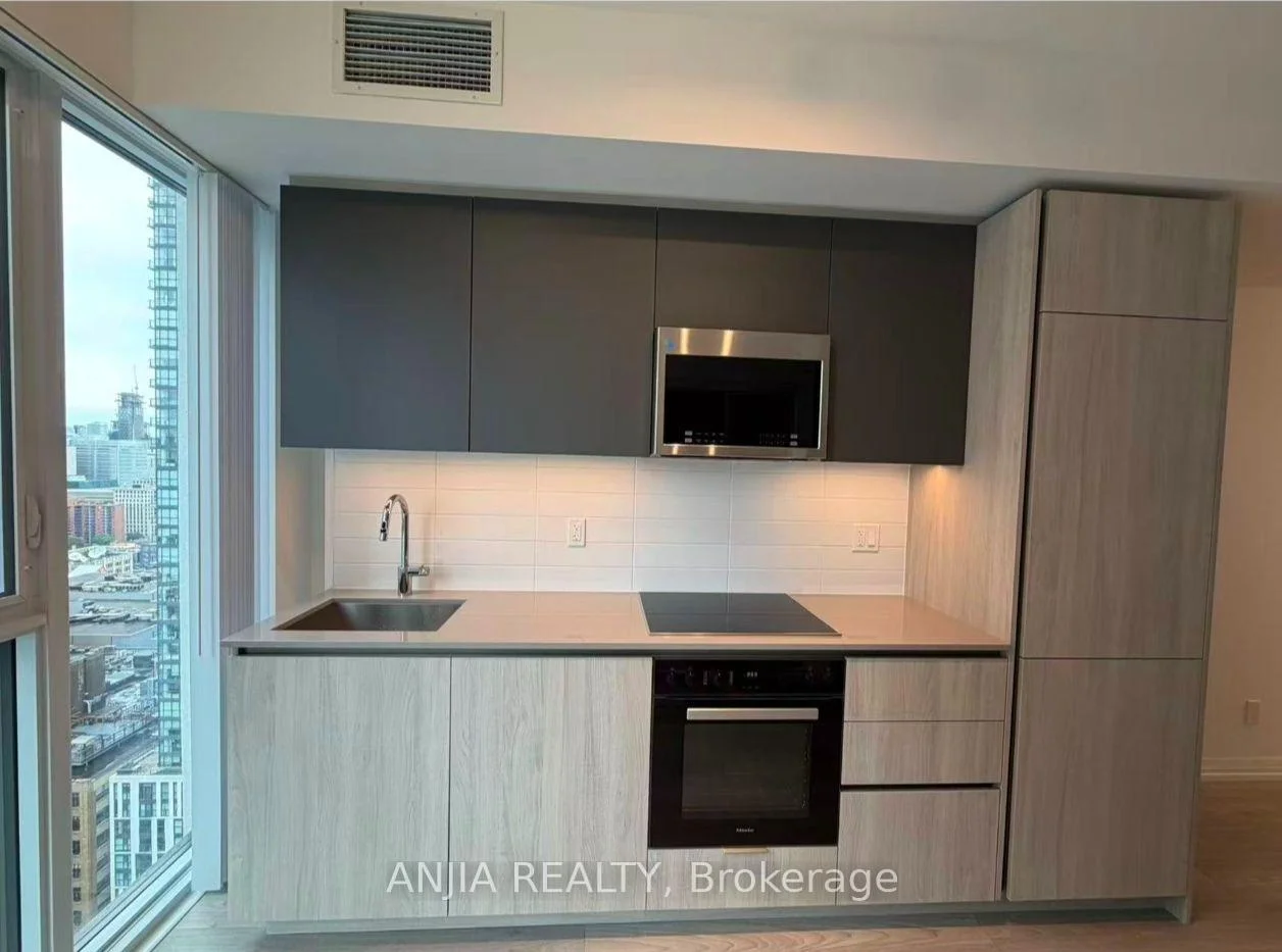 Photo 8 of Unit 3028, 400 King Street W, Toronto, Waterfront Communities — HOMEH