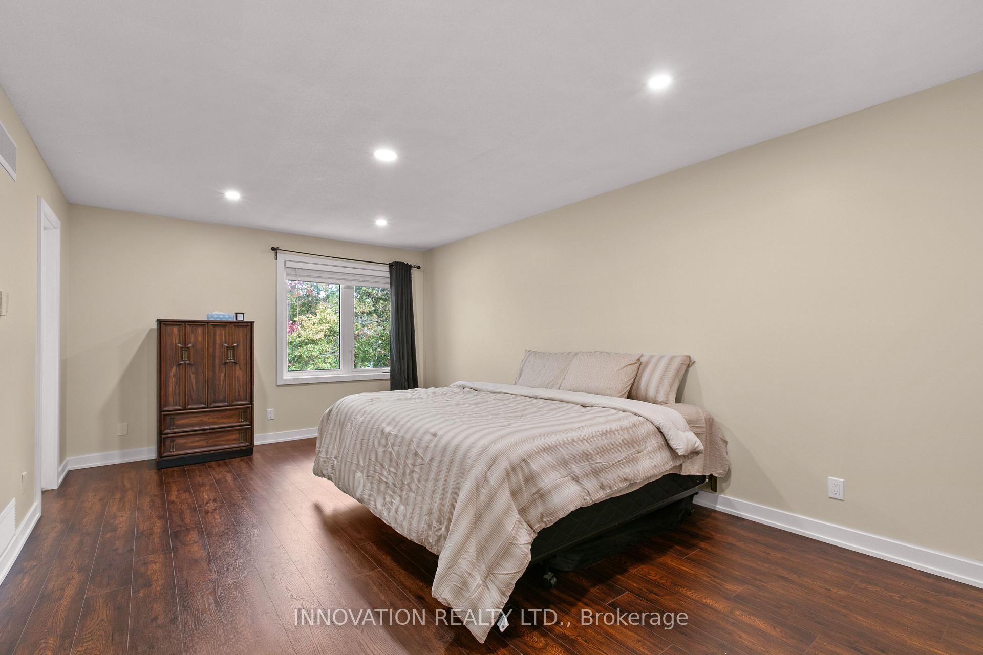 Photo 20 of 2 Hackett Street, Ottawa, Hunt Club Woods — HOMEH