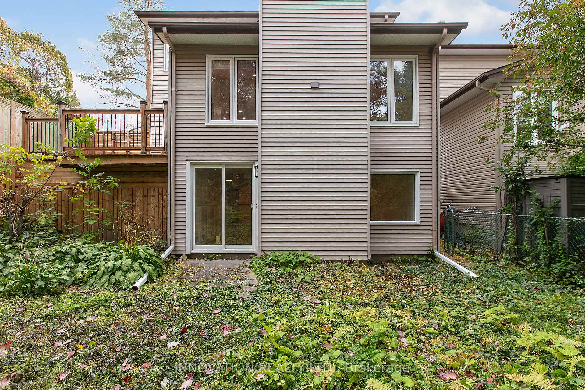 Photo 36 of 2 Hackett Street, Ottawa, Hunt Club Woods — HOMEH