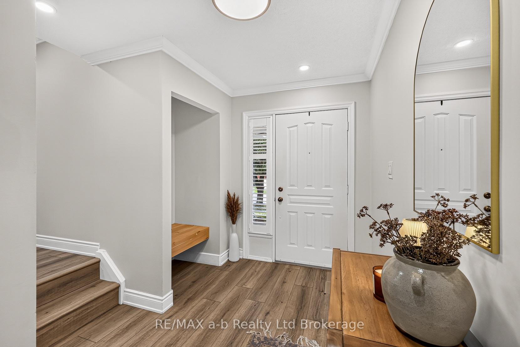 Photo 3 of 1182 Sprucedale Road, Woodstock, Woodstock - North — HOMEH