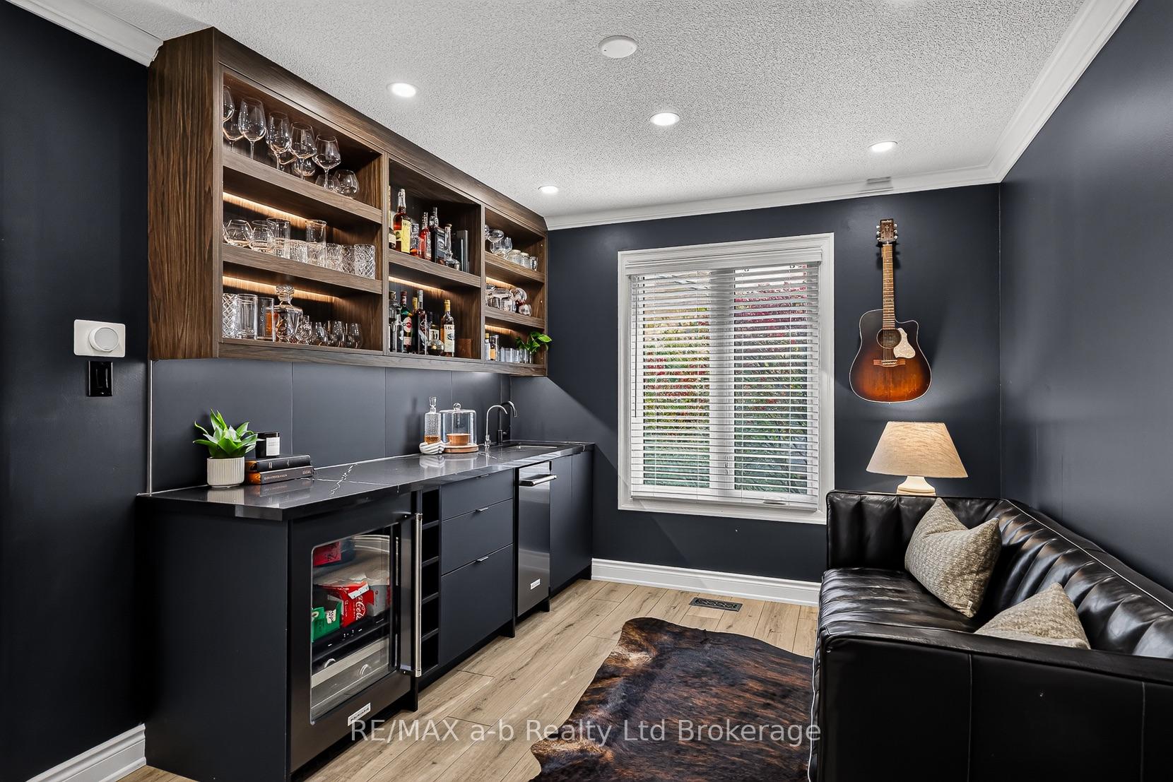 Photo 7 of 1182 Sprucedale Road, Woodstock, Woodstock - North — HOMEH